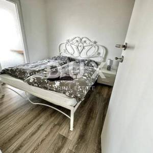 ZADAR, STANOVI - TOP PRILIKA! Prostran stan od 74 m2!