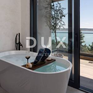 ZADAR, STARIGRAD - Luksuzna vila 100 m od mora