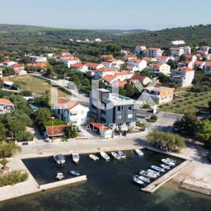 ZADAR, SUKOŠAN, 2s+db stan penthouse u vrhunskoj novogradnji s pogledom na more