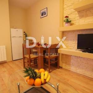 ZADAR, SUKOŠAN - Apartmanska kuća 150m od mora