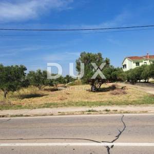 ZADAR, SUKOŠAN - Građevinsko zemljište 699m²