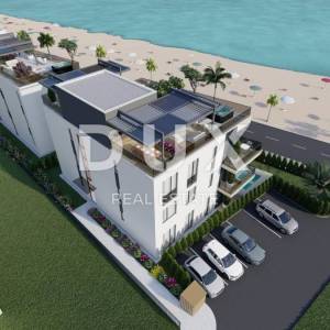 ZADAR, SUKOŠAN - Luksuzan penthouse u izgradnji 1. red do mora CS06