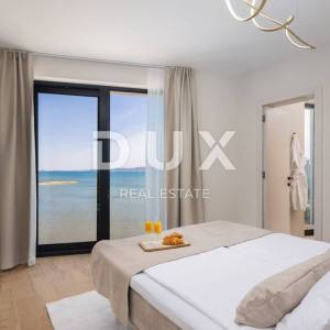 ZADAR, SUKOŠAN - Luksuzna vila prvi red do mora! B