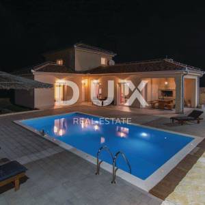 ZADAR, SUKOŠAN - Moderna vila za odmor
