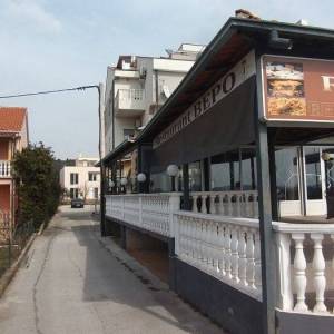 ZADAR, SUKOŠAN - restoran sa sobama