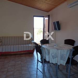 ZADAR, SV. PETAR - Apartmanska kuća s pogledom na more