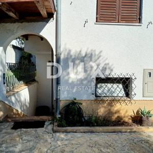 ZADAR, SV. PETAR - Apartmanska kuća s pogledom na more
