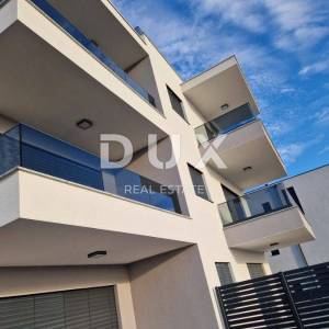 ZADAR, SV.FILIP I JAKOV - penthouse sa garažom i liftom