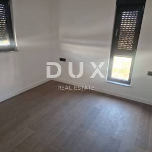 ZADAR, SV.FILIP I JAKOV - penthouse sa garažom i liftom
