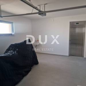 ZADAR, SV.FILIP I JAKOV - penthouse sa garažom i liftom