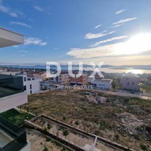 ZADAR, SV.FILIP I JAKOV - penthouse sa garažom i liftom