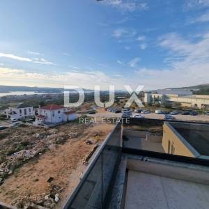ZADAR, SV.FILIP I JAKOV - penthouse sa garažom i liftom