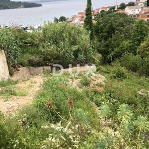 ZADAR, UGLJAN - Građevinsko zemljište s predivnim pogledom a more