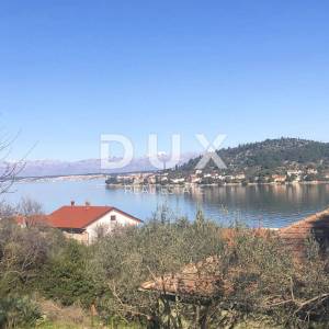 ZADAR, UGLJAN - Građevinsko zemljište s predivnim pogledom a more