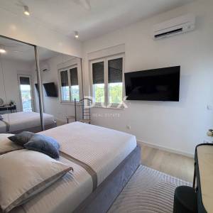 ZADAR, VIDIKOVAC - Luksuzni penthouse za dugoročni najam