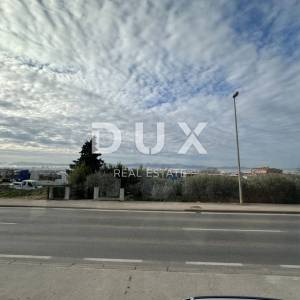 ZADAR, VIDIKOVAC - Ugostiteljki objekt na frekventnoj lokaciji sa 400m² - Panoramski pogled na Zadar!