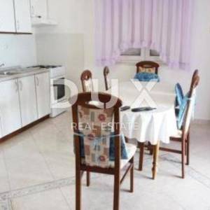 ZADAR, VIR - apartmanska kuća u blizini mora