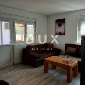 ZADAR, VIR - Dvije apartmanske vile u blizini mora