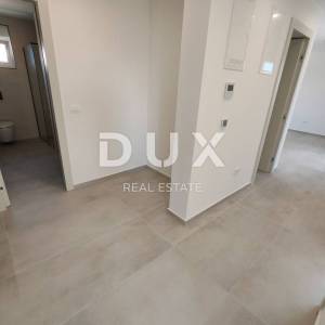 ZADAR, VIR - Komforan penthouse s pogledom na more 180 metara od plaže Jadro! BS3
