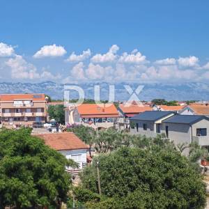ZADAR, VIR - Komforan penthouse s pogledom na more 180 metara od plaže Jadro! BS3
