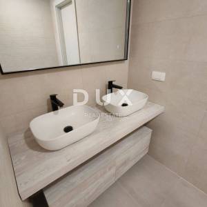 ZADAR, VIR - Komforan penthouse s pogledom na more 180 metara od plaže Jadro! AS3
