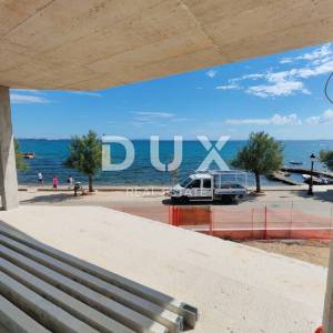 ZADAR, VIR - Luksuzan stan s vrhunskim pogledom prvi red do mora! AS3