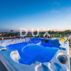 ZADAR, VIR - Luksuzna vila s nevjerojatnim pogledom na more 150 metara od plaže!