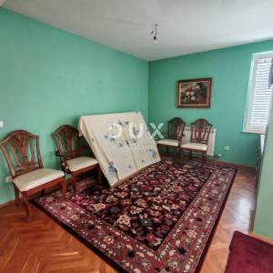 ZADAR, VIŠNJIK - Kuća na 4 etaže s vlastitim maslinikom!