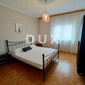 ZADAR, VIŠNJIK - Moderno uređena katnica s 2 stana