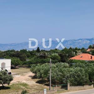 ZADAR, VRSI - Dvojna Kuća s Privatnim Bazenom i Ogromnom Terasom s Pogledom na More! B1
