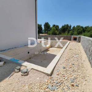 ZADAR, VRSI - Vrhunska vila s bazenom! Garaža, 4 spavaće sobe, 4 kupaonice...! B