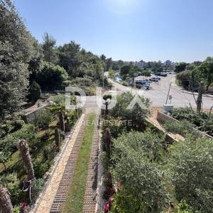 ZADAR, ZATON - Apartmanska vila pokraj mora
