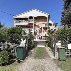 ZADAR, ZATON - Apartmanska vila pokraj mora