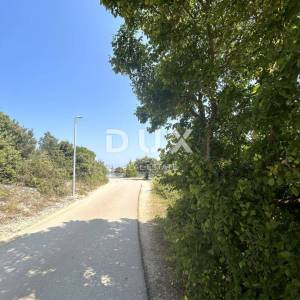 ZADAR, ZATON - Građevinsko zemljište, prvi red do mora