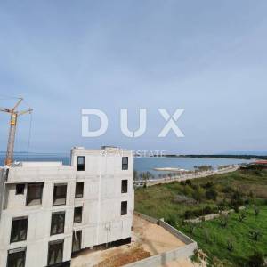 ZADAR, ZATON - Luksuzni penthouse s grijanim bazenom, prekrasnim pogledom na more, 30 metara od plaže! S7