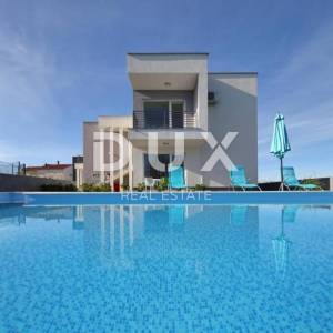 ZADAR, ZATON - Moderna vila s grijanim bazenom