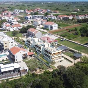 ZADAR, ZATON - Novogradnja s liftom 45 metara od plaže! A4
