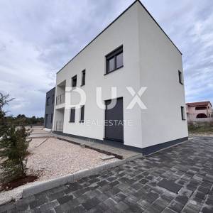ZADAR, ZATON - Penthouse u novogradnji pokraj mora