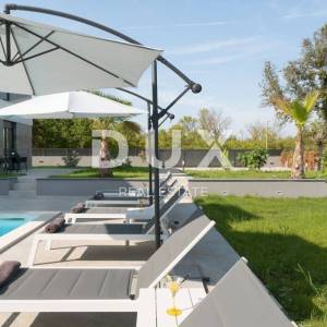 ZADAR, ZATON - Prekrasna luksuzna vila s grijanim bazenom