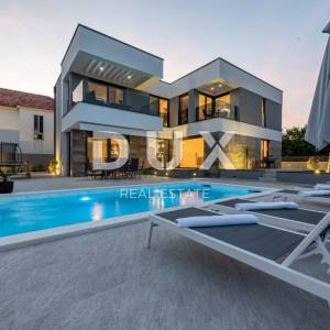ZADAR, ZATON - Prekrasna luksuzna vila s grijanim bazenom