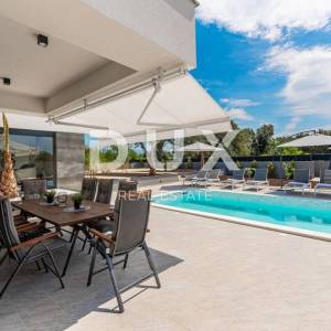 ZADAR, ZATON - Prekrasna luksuzna vila s grijanim bazenom
