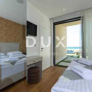 ZADAR, ZATON - vila prvi red uz plažu