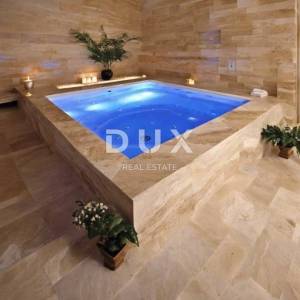 ZADAR, ZATON - Vila u novogradnji s unutarnjim i vanjskim bazenom 