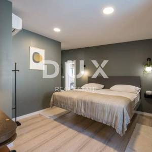 ZADAR, ZATON - Vila u novogradnji s unutarnjim i vanjskim bazenom 