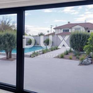 ZADAR, ZATON - Vila u novogradnji s unutarnjim i vanjskim bazenom 