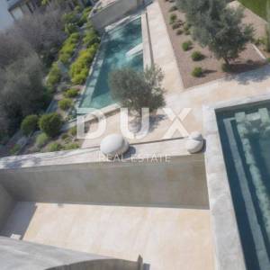 ZADAR, ZATON - Vila u novogradnji s unutarnjim i vanjskim bazenom 