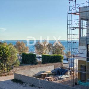 ZADAR, ZATON - Vrhunska novogradnja 30 metara od plaže! S4