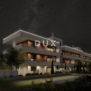 ZADAR, ZATON - Vrhunski penthouse s liftom 45 metara od plaže! A10