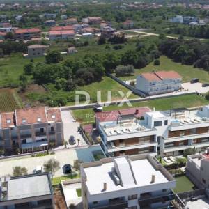 ZADAR, ZATON - Vrhunski penthouse s liftom 45 metara od plaže! A8