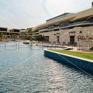 ZADNJI STANOVI! TOP RESORT PORED UMAGA; LUKSUZNI APARTMAN S POGLEDOM NA MORE